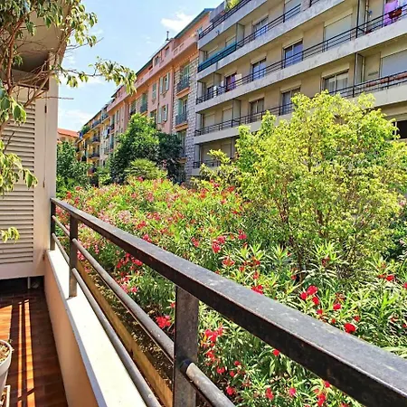 Nestor&jeeves - Debussy Terrasse - - By Shopping Area Nicea